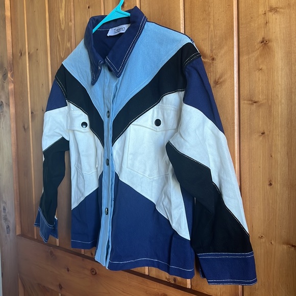 Geometric Print Button-Up Denim Jacket - Picture 5 of 11